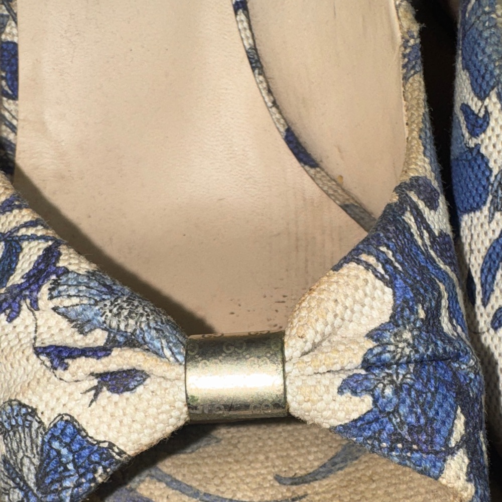 Gucci Blue Floral Wedge Peep-Toe Shoes - Picture 3 of 6